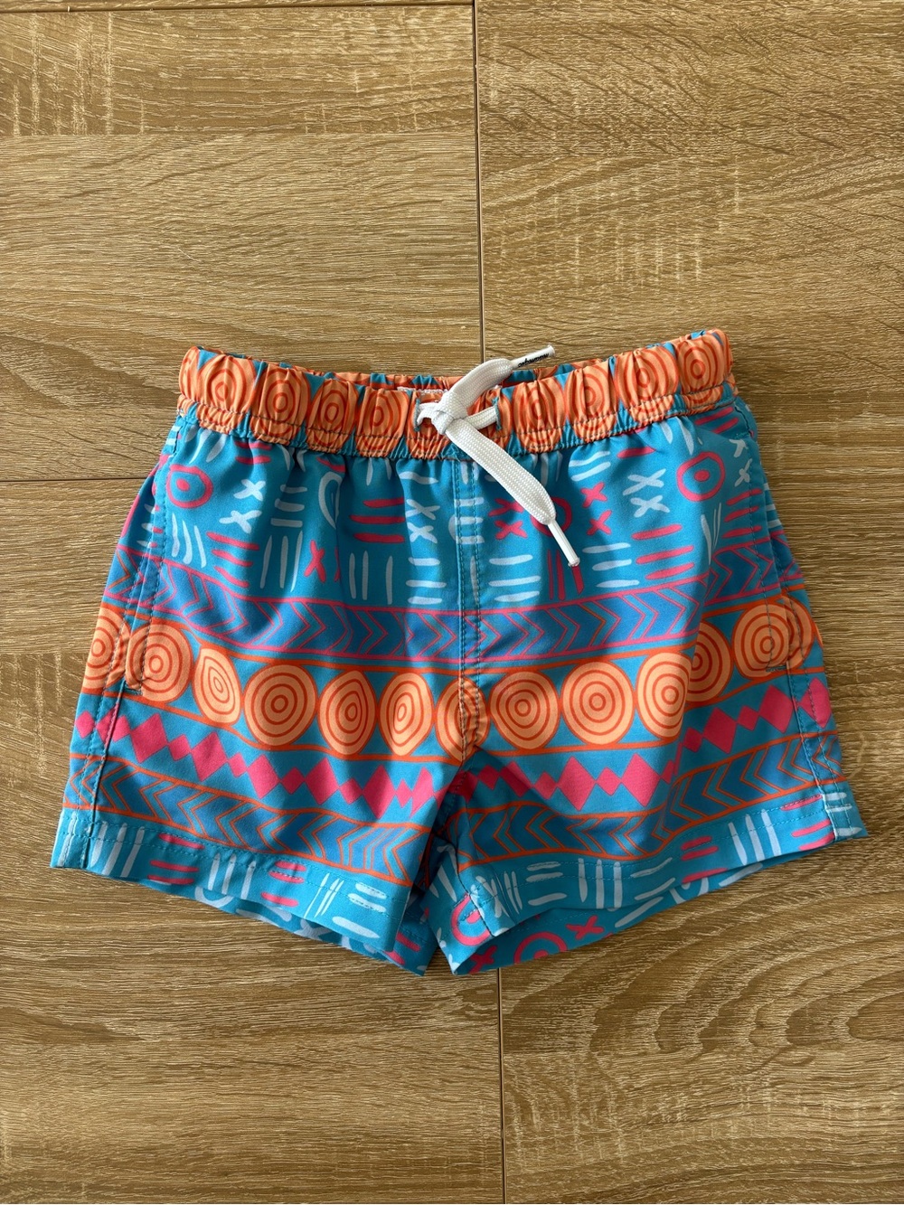 Maamgic boys swim trunks size 3T